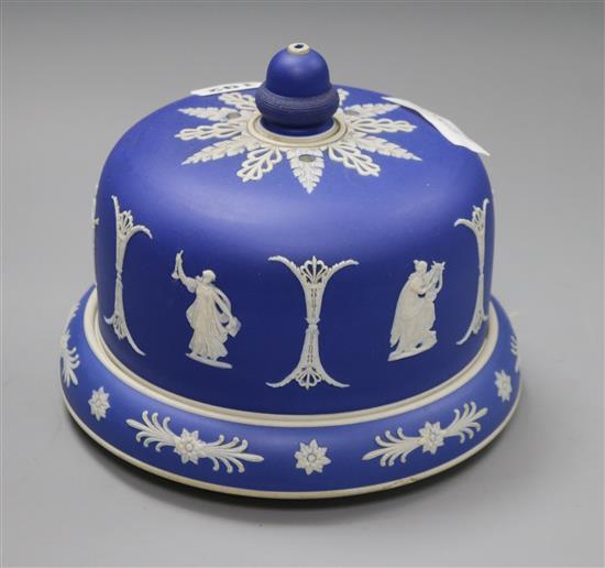 A Wedgwood cheese dome and cover